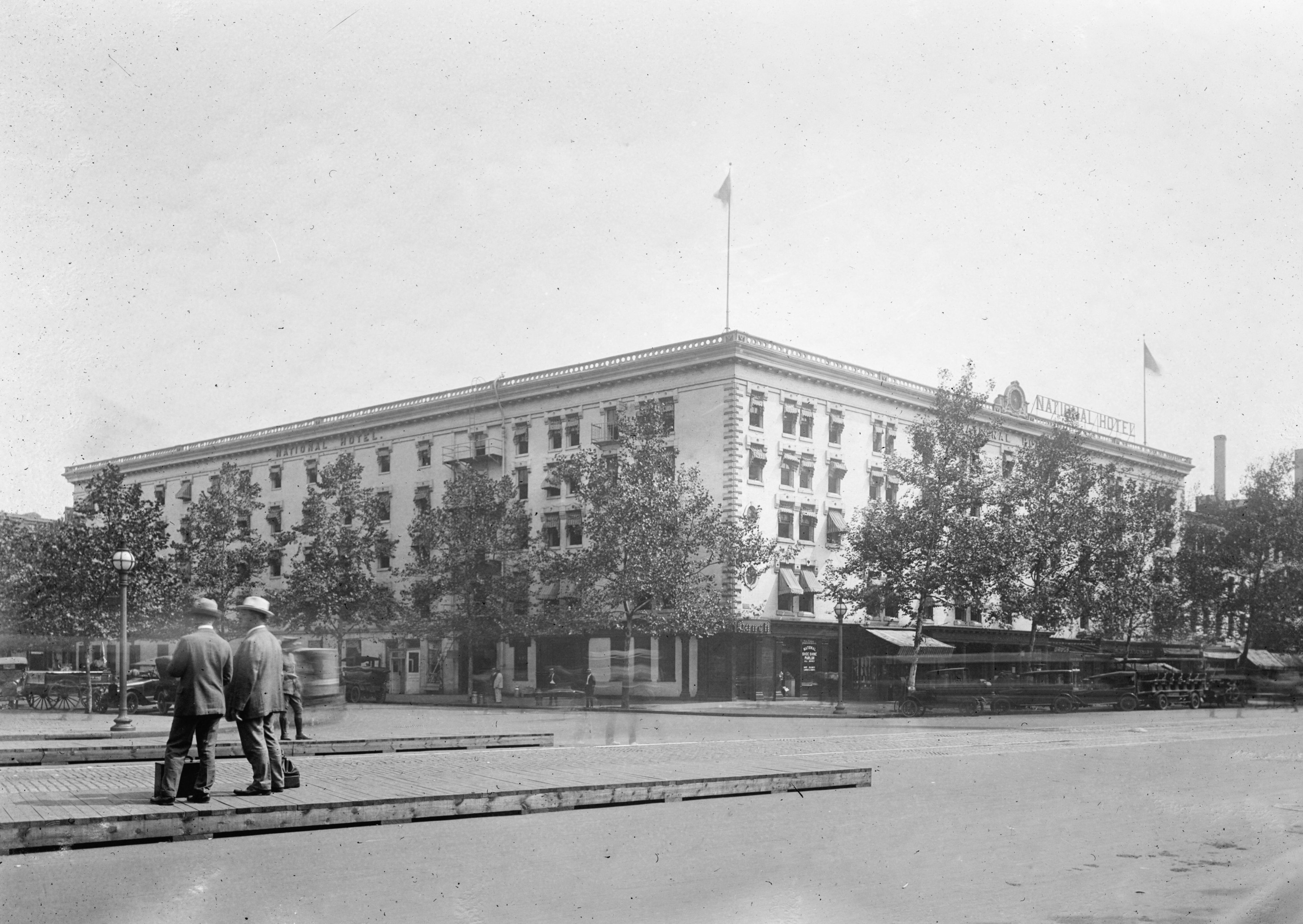 National Hotel between 1909 and 1920
