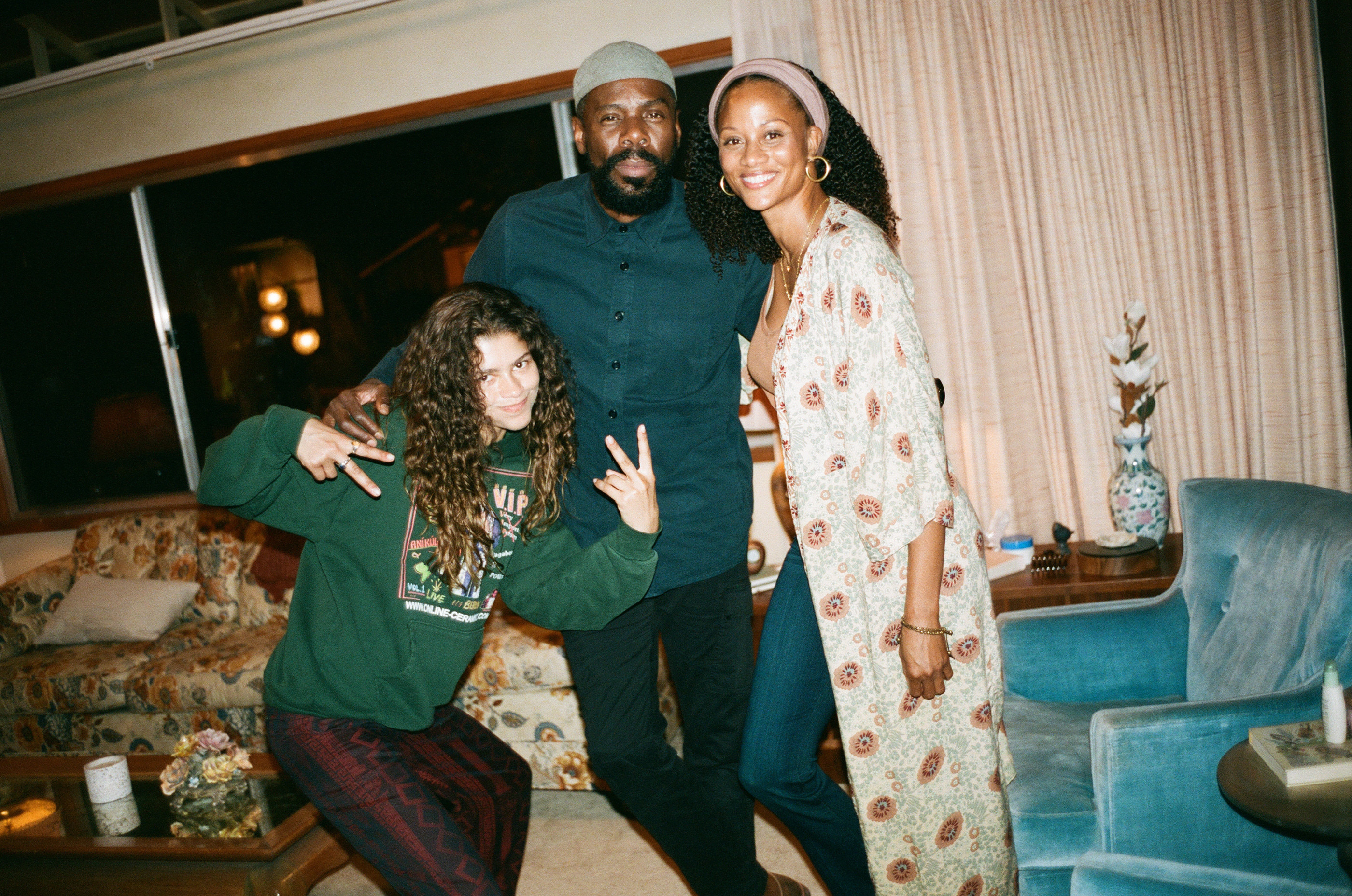 Zendaya, and the actors who play her sponsor and mom