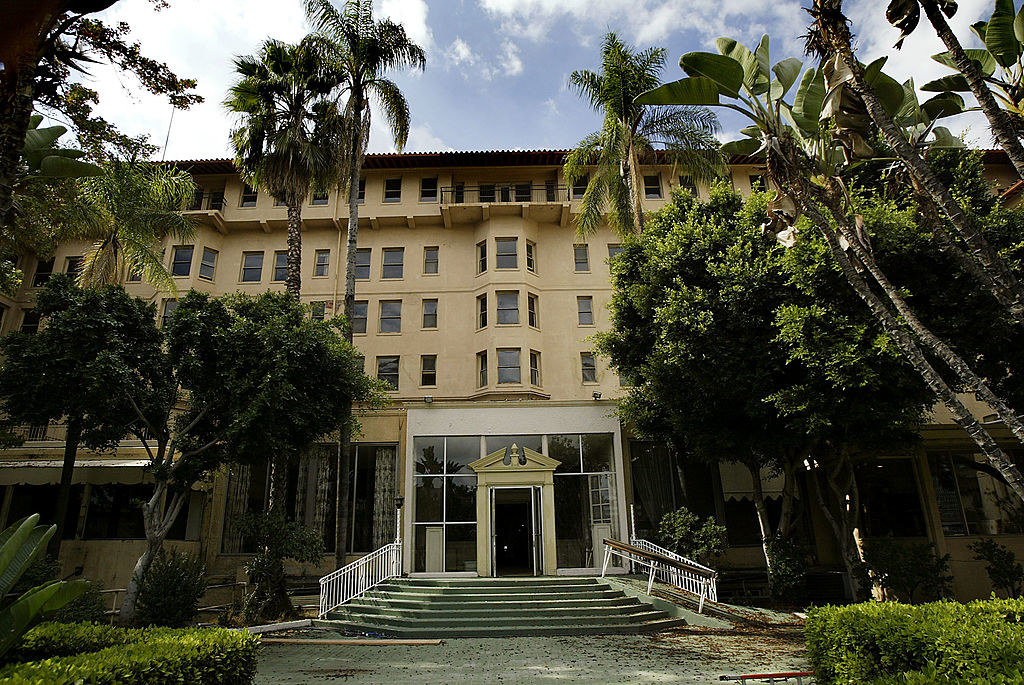 Ambassador Hotel in 2004