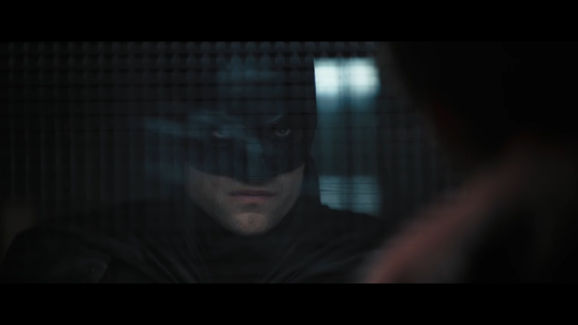 9 Robert Pattinson Moments From "The Batman"