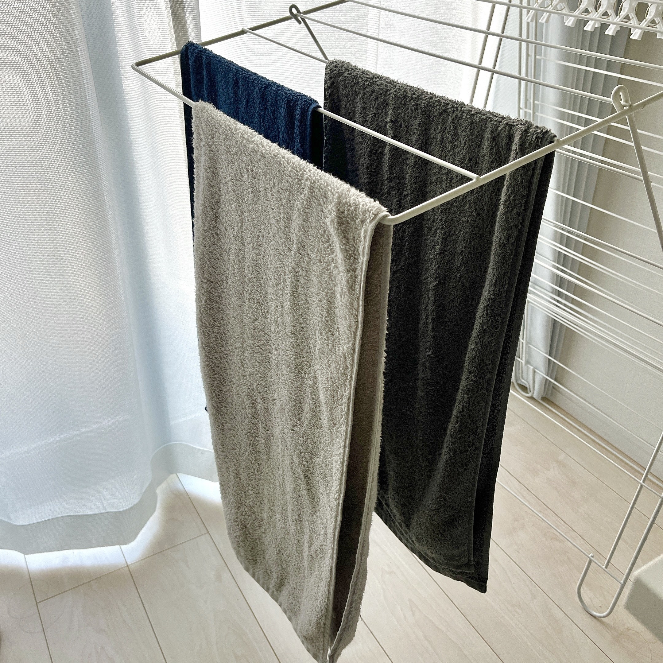 NITORI（ニトリ）のおすすめのアイテム「スリムバスタオル（WS001 33×120 NV）