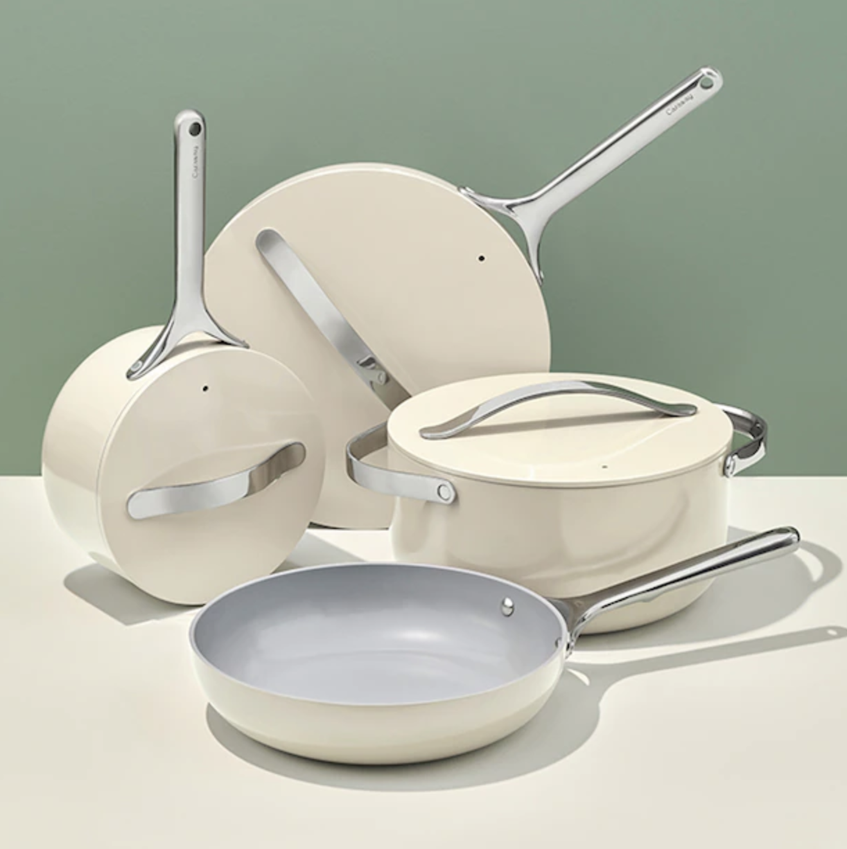 a four piece ceramic cookware set
