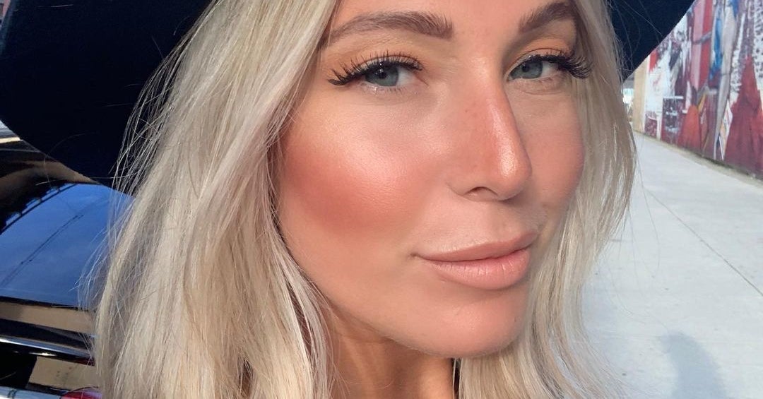 "Love Is Blind" Star Shaina Hurley Addressed All Those Comments About Her Constant Squinting