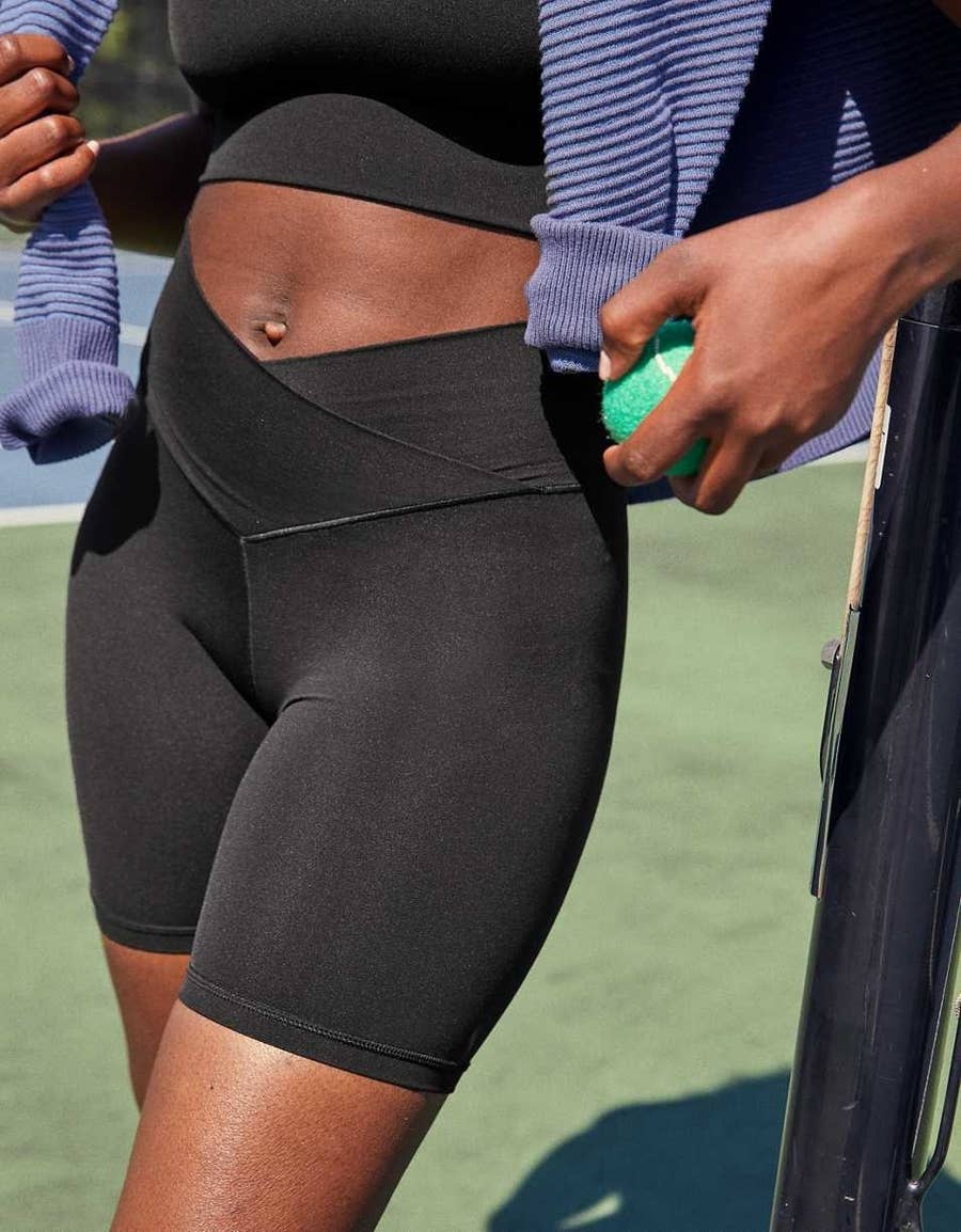 Women's Middle Waist Biker Short Side Pocket Workout Tummy Control Bike  Shorts Yoga Running Exercise Leggings - Black