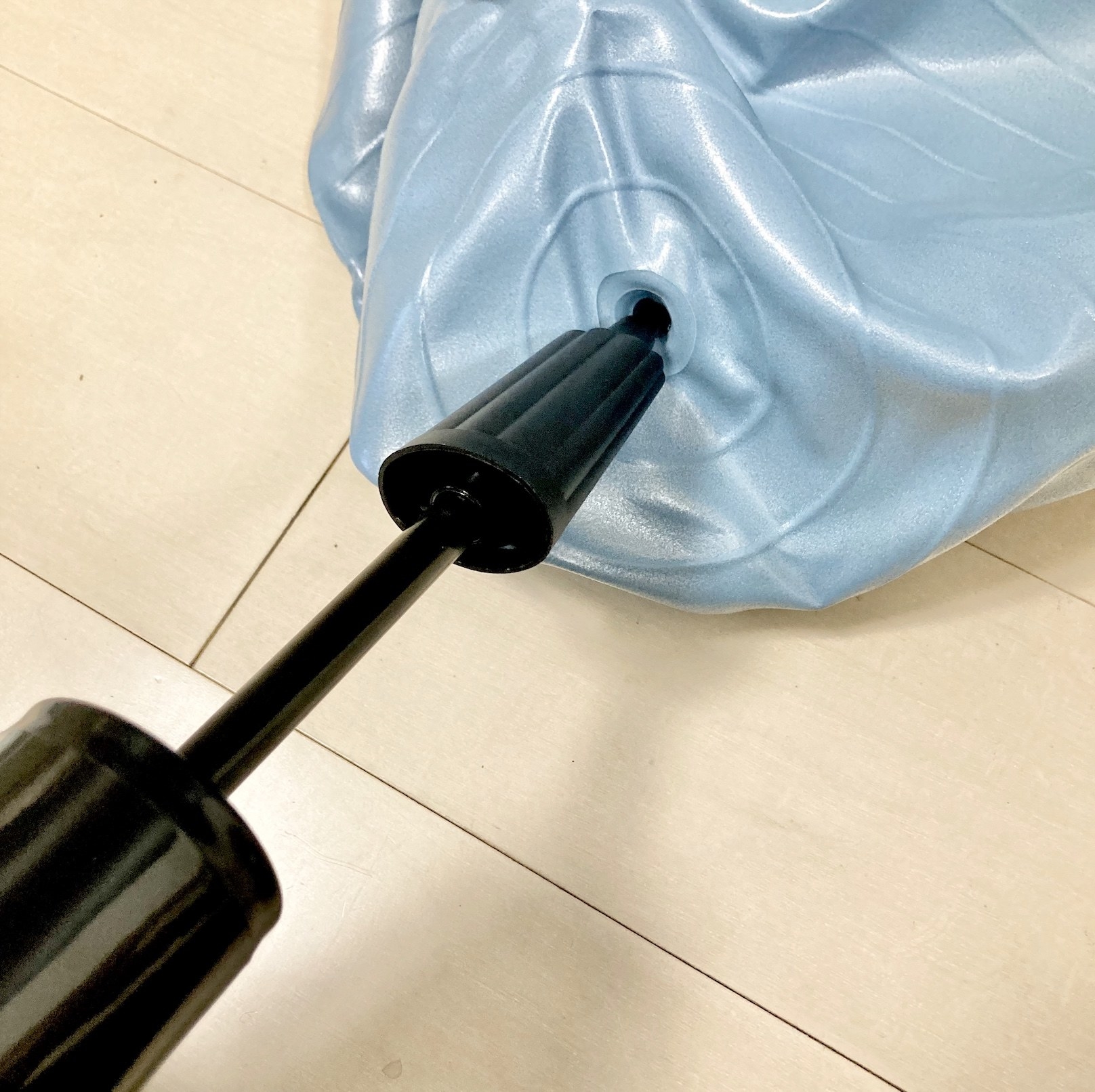 NITORI(ニトリ)のおすすめの便利グッズ「ヨガボールアンチバースト 直径65cm(ブルー)」