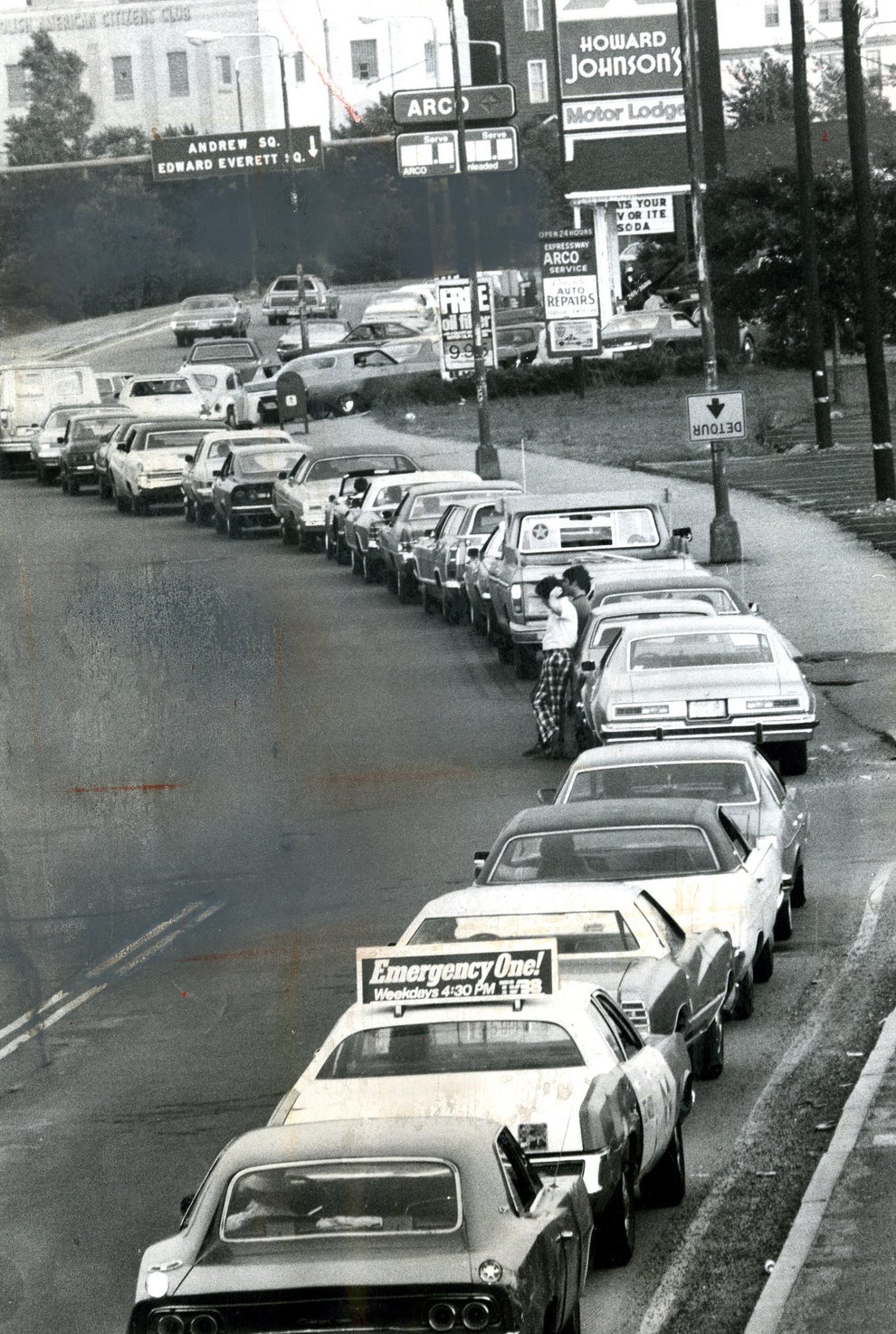 Photos Of What The US Gas Shortages Of The 1970s Looked Like