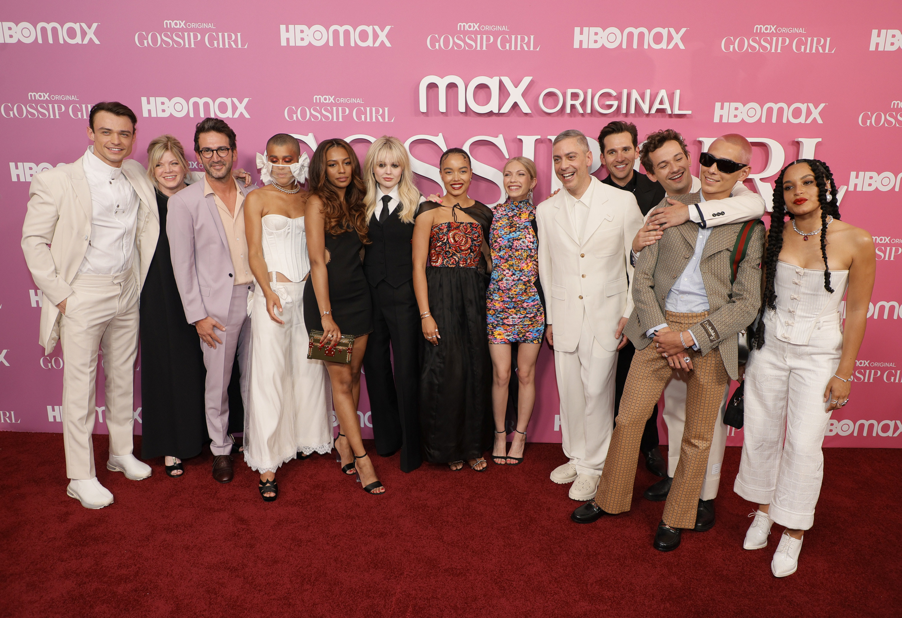 The cast of the Gossip Girl reboot on the red carpet