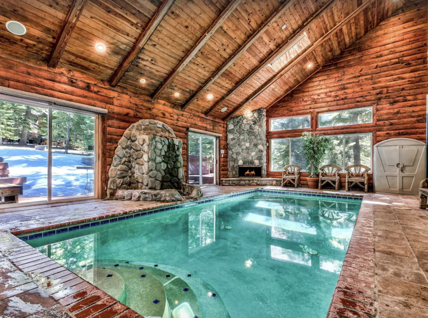 Indoor pool in a cabin