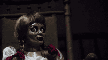 Annabelle turns her head
