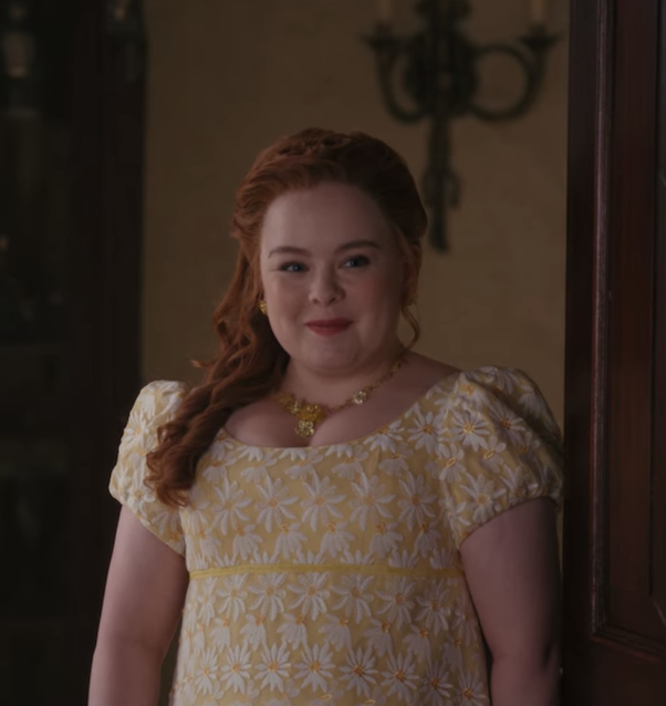 a simpe dress with daisies all over