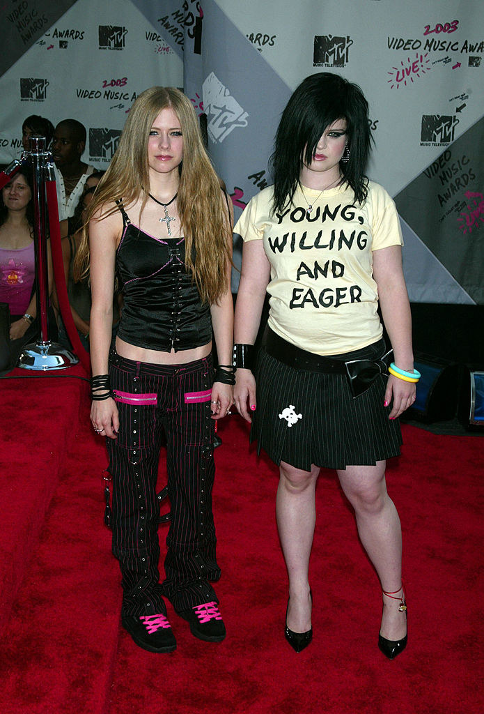 19 Red Carpet Photos That Show How Wild The Early 2000s Were