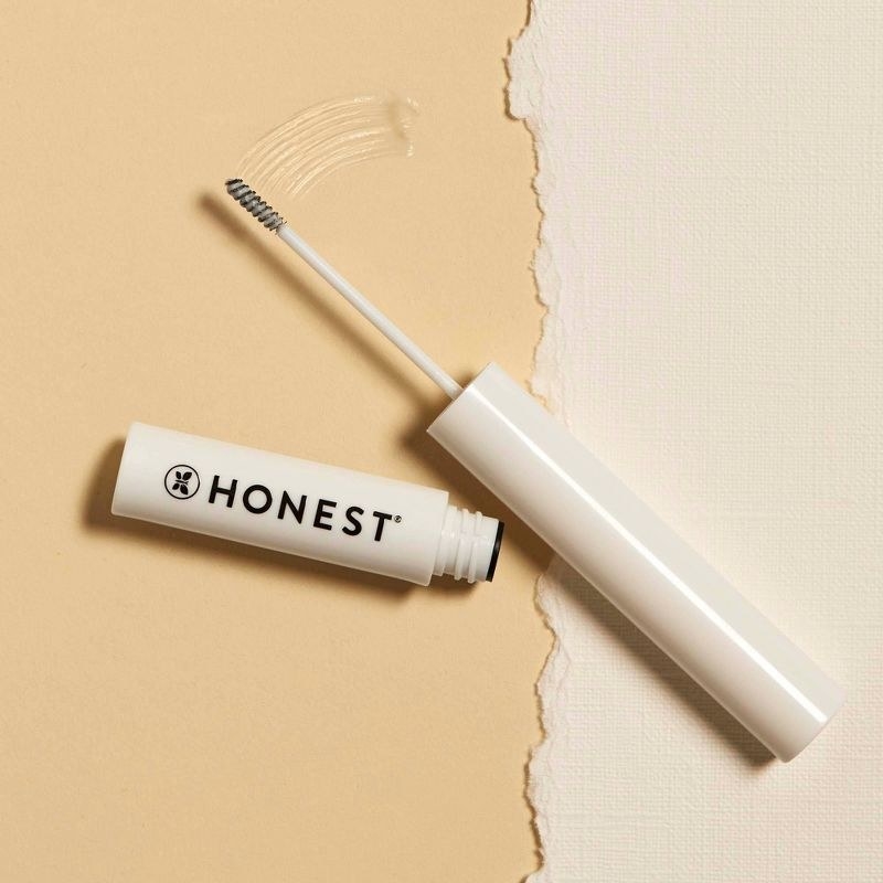 The Honesty Beauty eyebrow gel