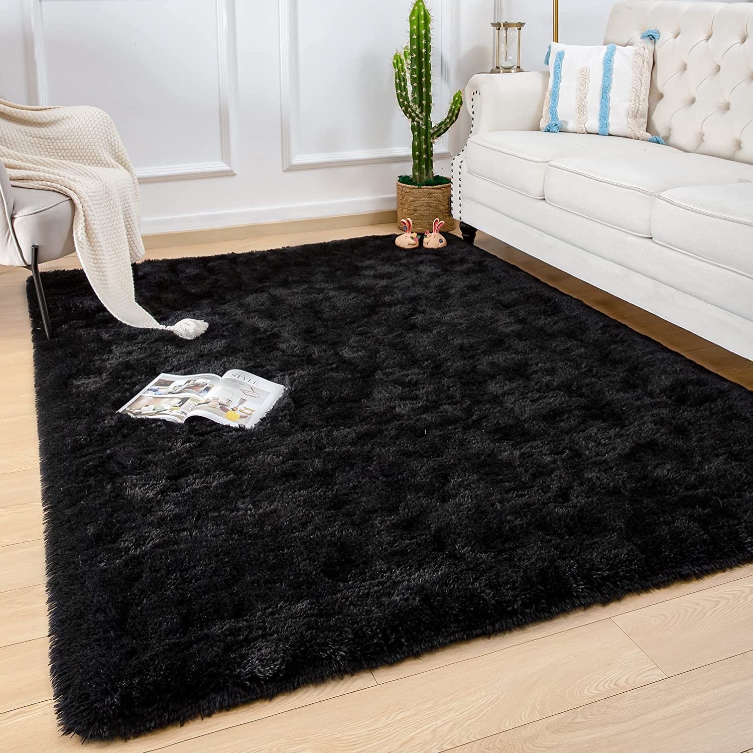 alfombra de felpa suave y pelo largo color negro