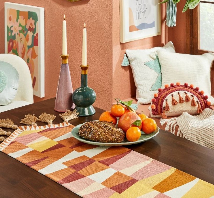 Multicolored table runner 