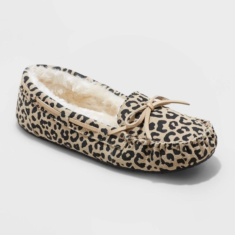 the slipper in leopard print