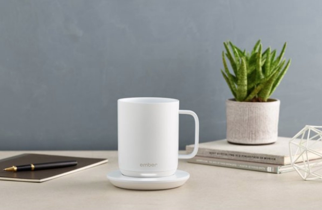 A smart temperature controlled mug