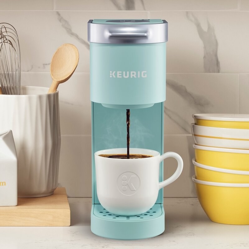 the Keurig in turquoise