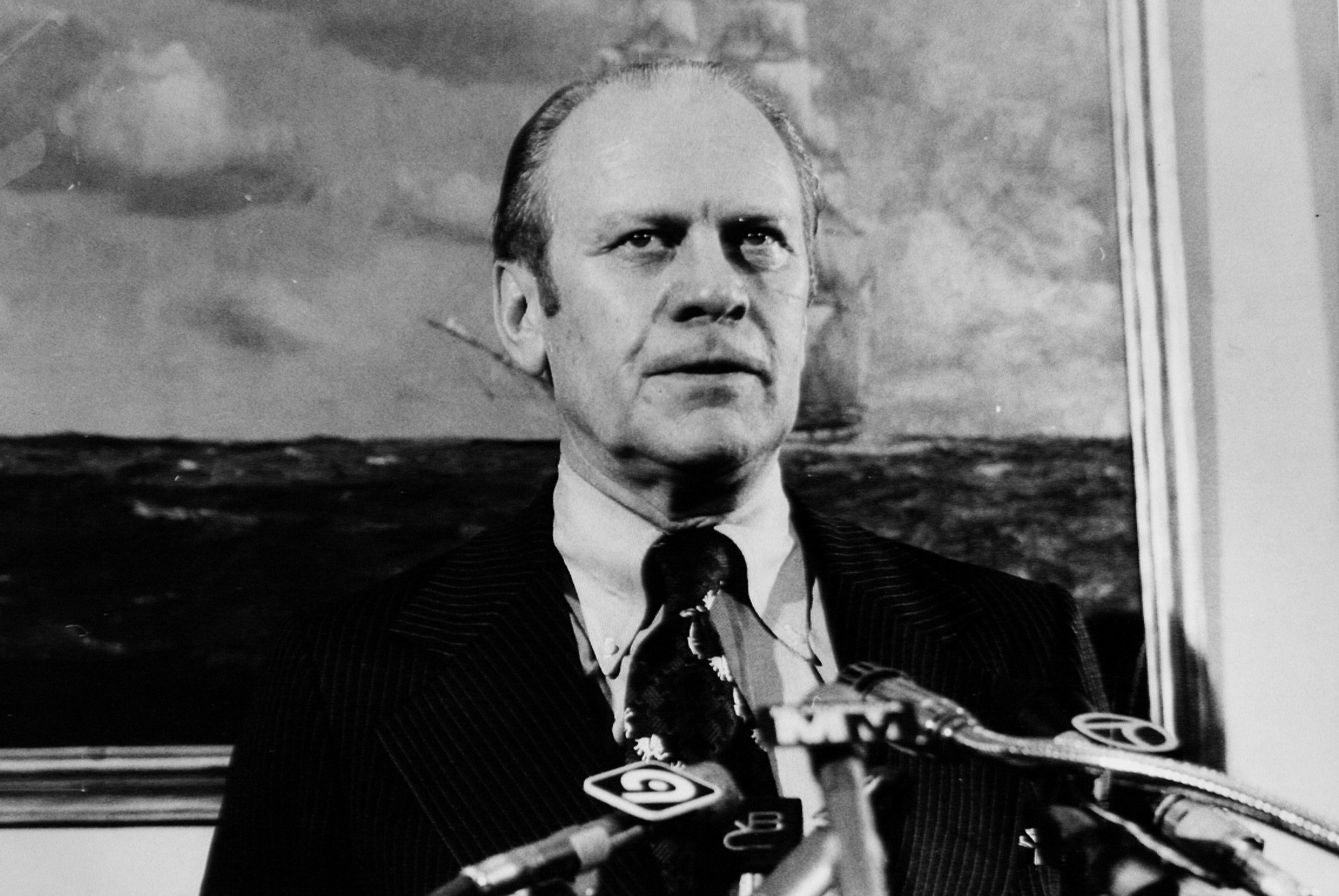 Gerald Ford holds news conference