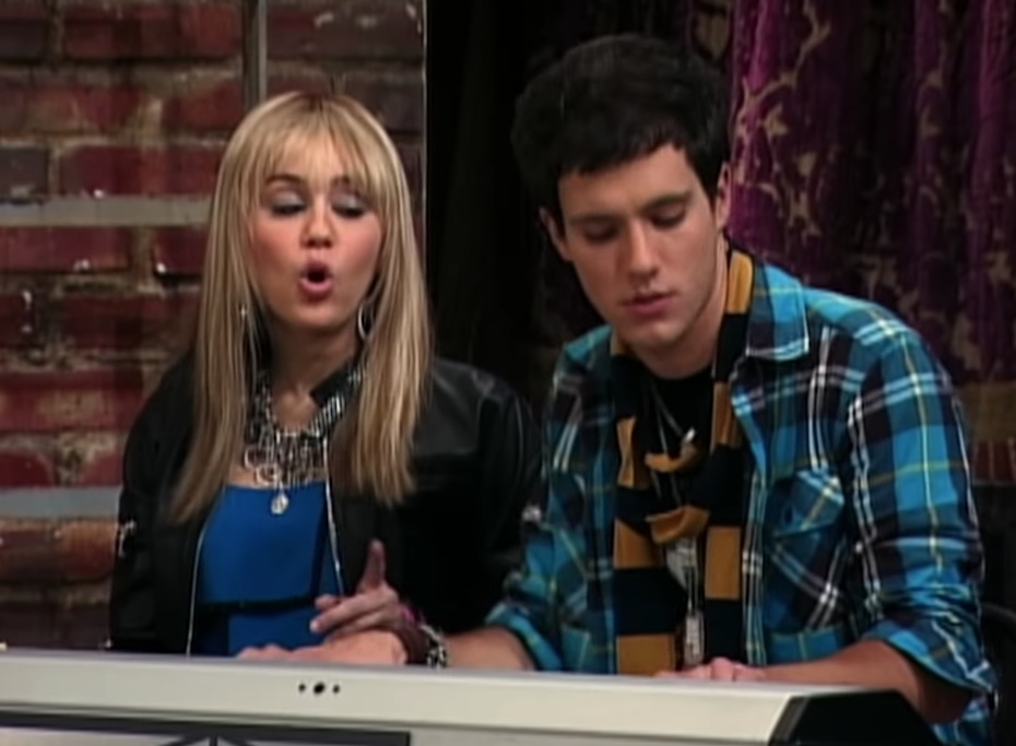 Hannah Montana sings while Jesse plays the piano