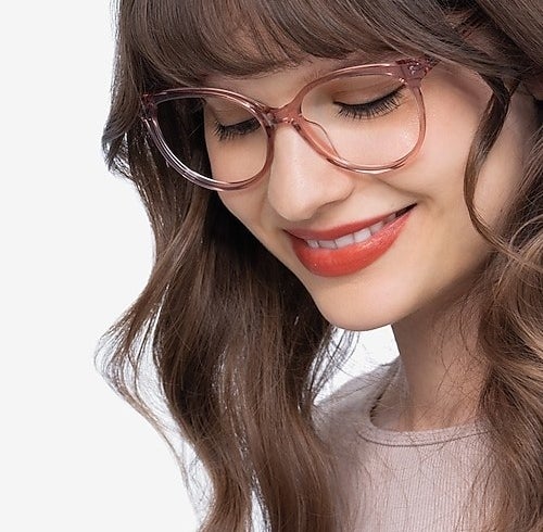 model wearing clear purple glasses