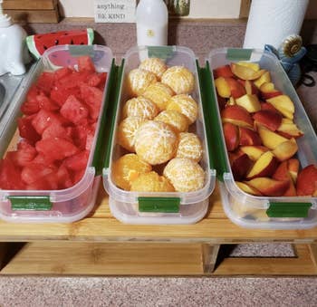 sliced fruits in the containers 