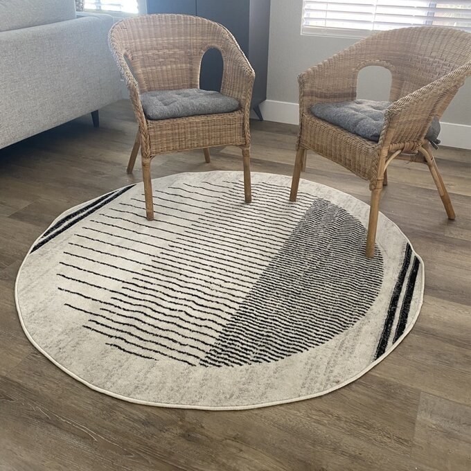 A round area rug