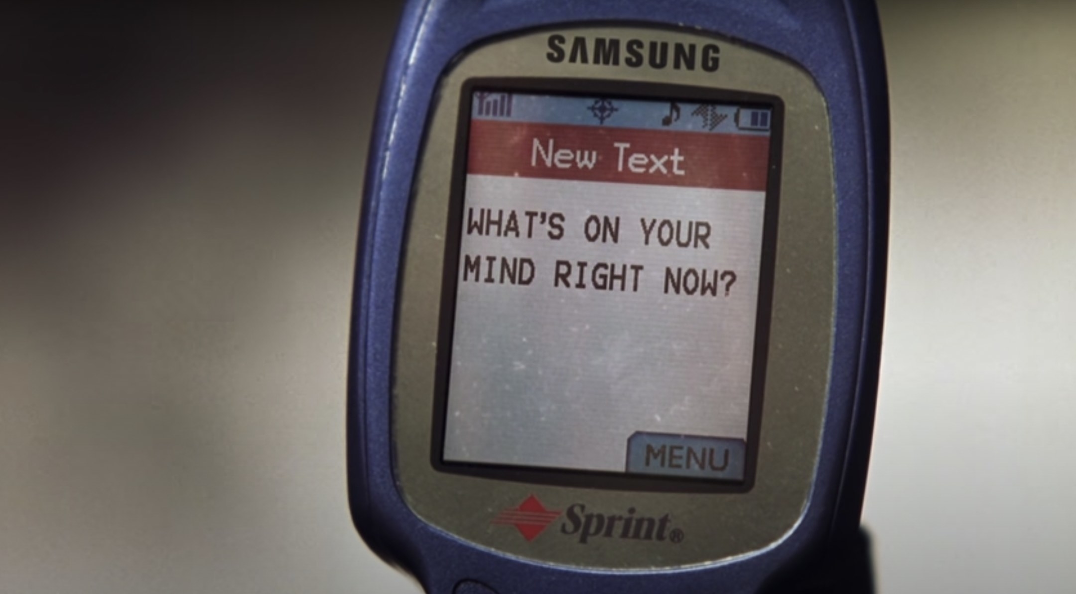 A text that says, Whats on your mind right now