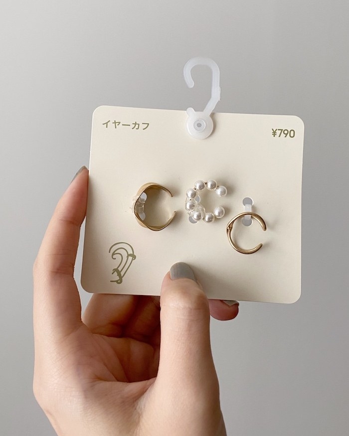 思わずまとめ買いしちゃった！GUの「高見えアクセ」790円とは