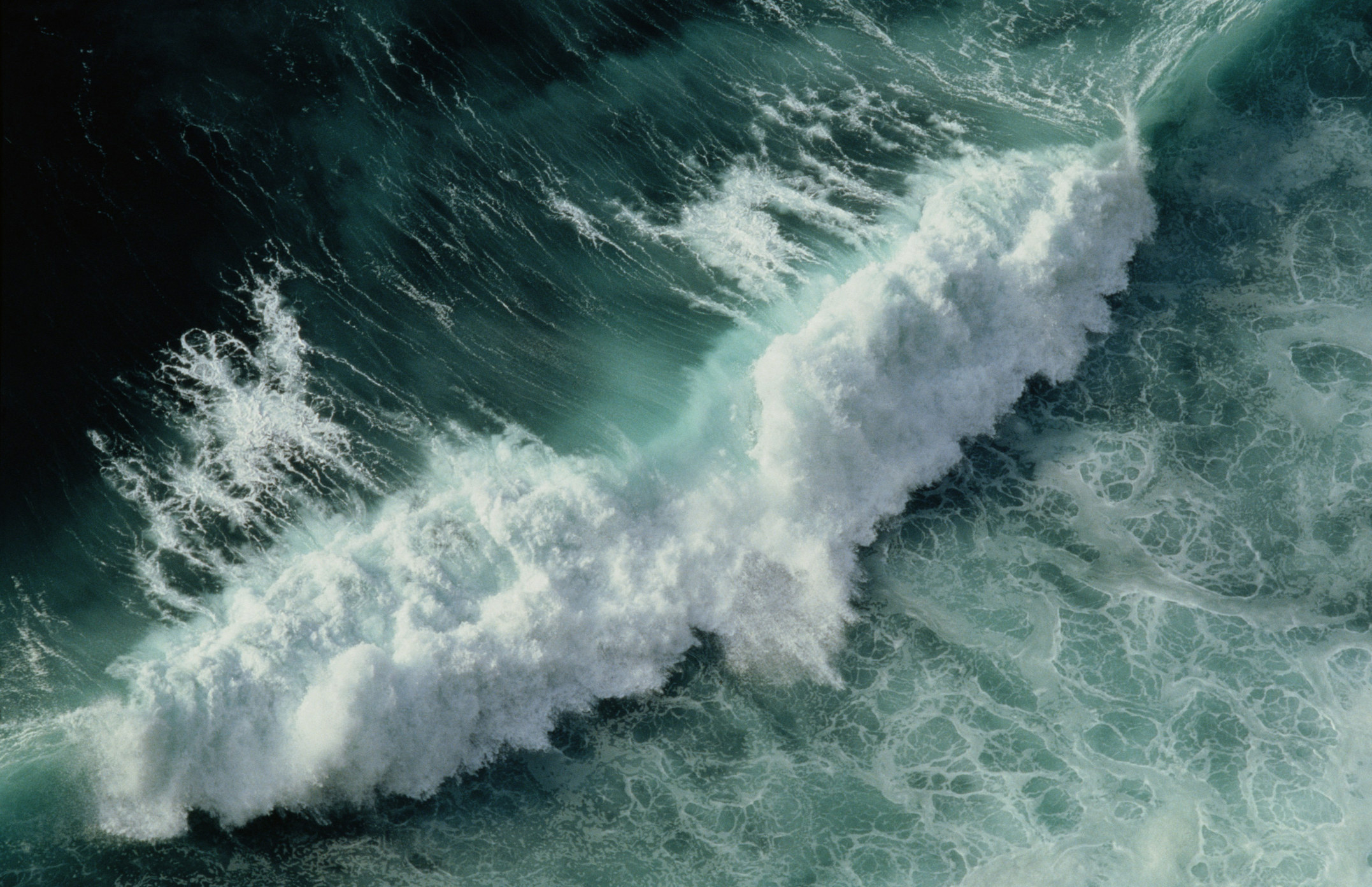 close up of a large wave
