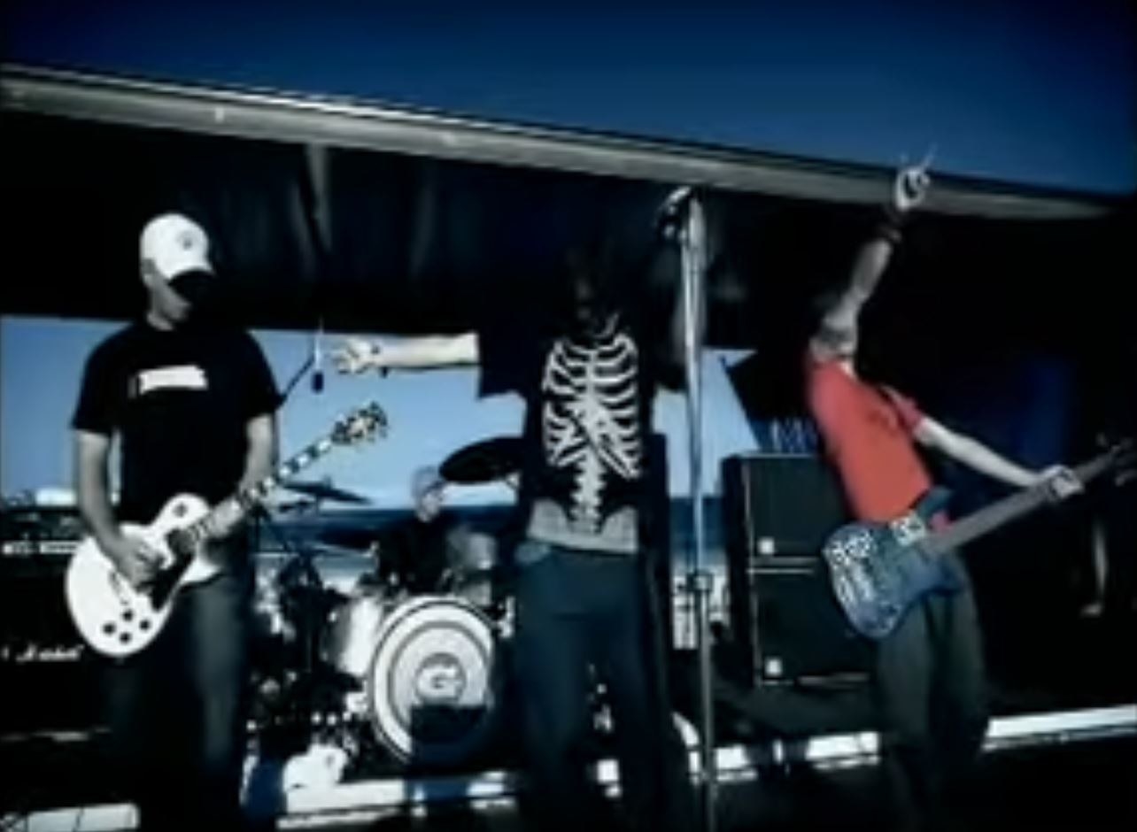 Grinspoon rocking out in the &#x27;Lost Control&#x27; video clip