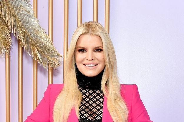 Jessica Simpson Explained Why She Doesn't Have Any Working Credit Cards Right Now
