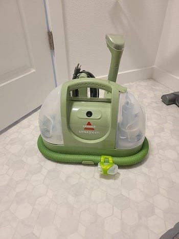 The portable cleaning machine