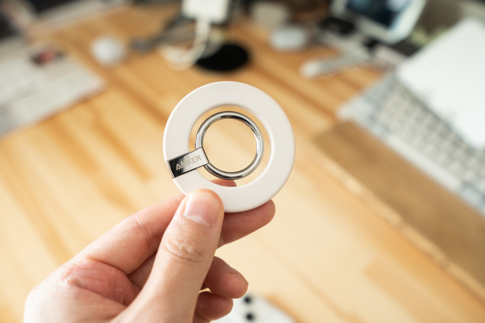 Anker】これ、理想的だ…スマホアクセサリーで生活がちょっと便利になり