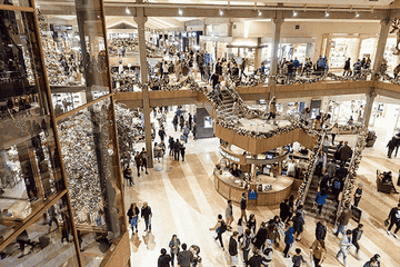 A gif of a busy mall
