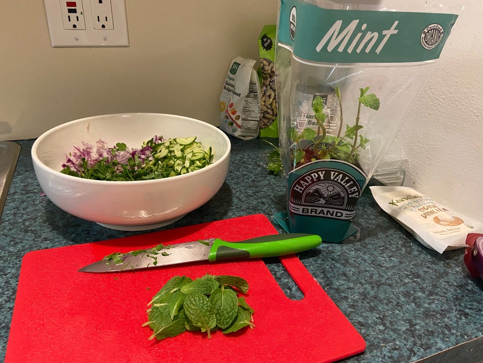 I Tried Jennifer Aniston's Favorite Salad