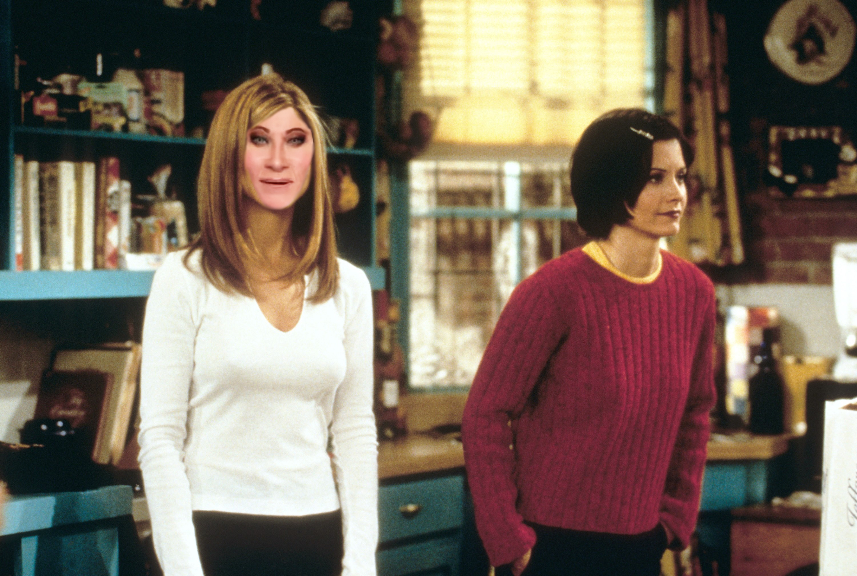 Courteney Cox Tried The Friends Face Filter