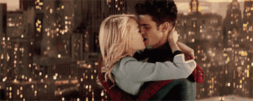 Emma Stone and Andrew Garfield in &quot;The Amazing Spider-Man kissing
