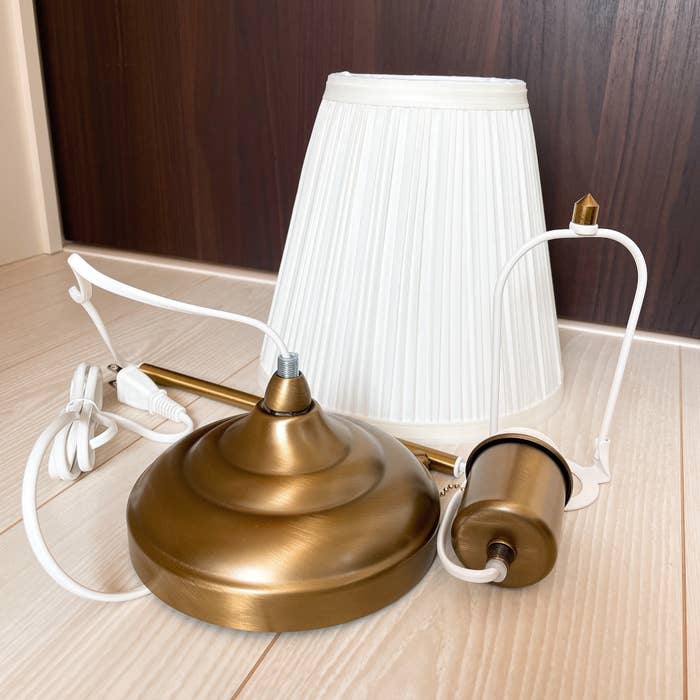 IKEA(イケア)のおすすめのアイテム「ÅRSTID オースティード テーブルランプ」