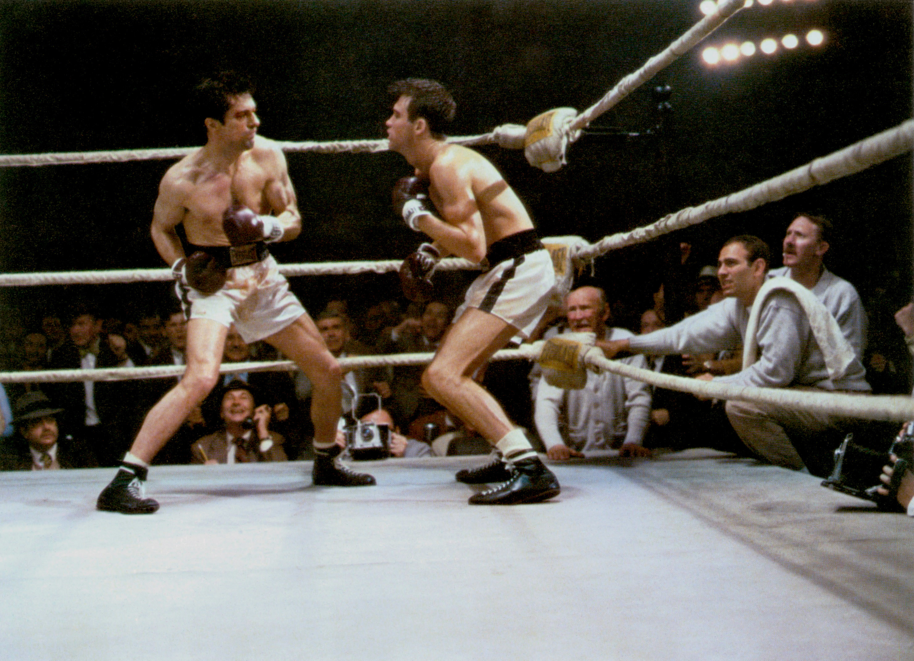 Robert DeNiro in a boxing match