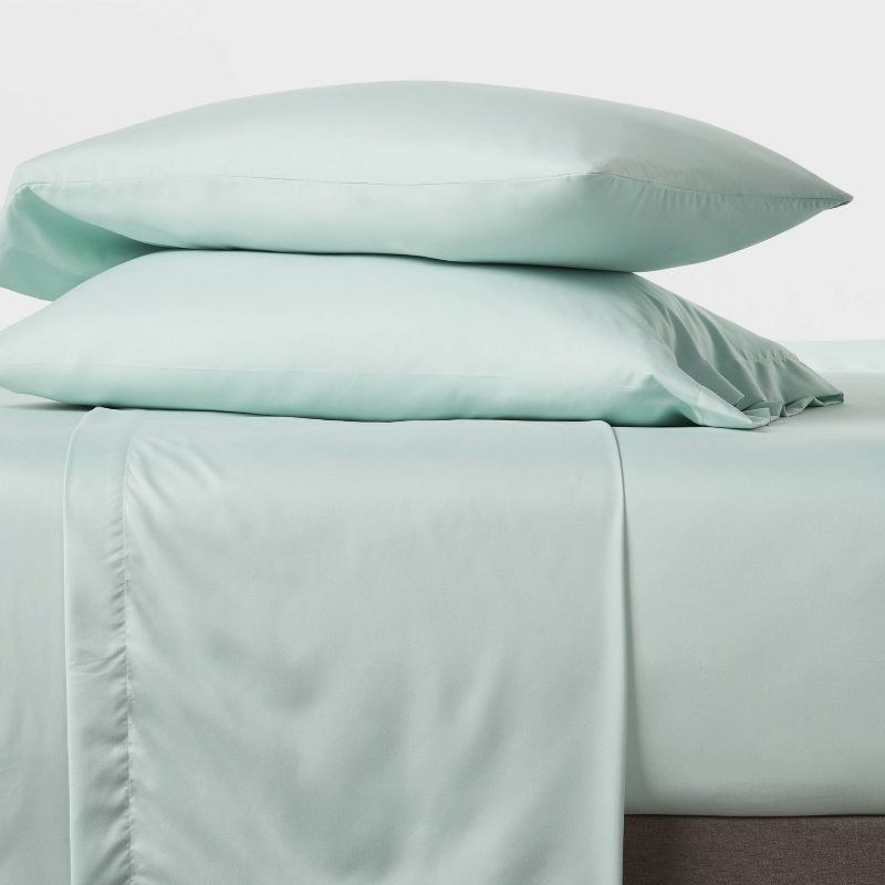 the sheets in teal