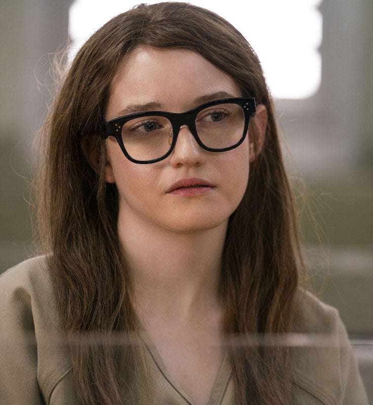 Julia as Anna in prison with the same glasses