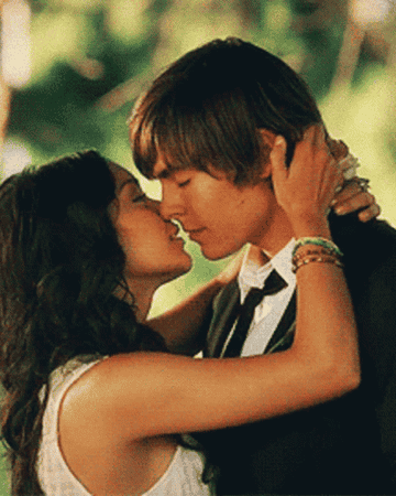 Troy and Gabriella kissing