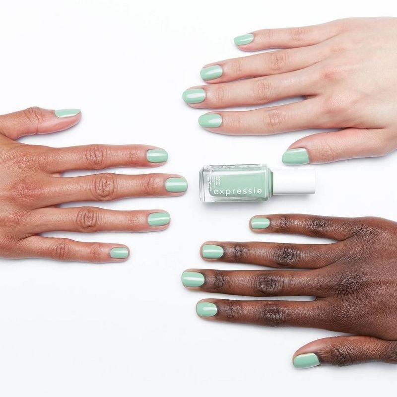 The green express to impress essie quick-dry nail polish