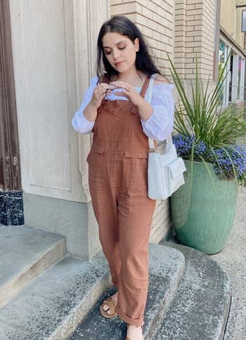31 Comfy Clothes That Don't Dig, Pinch, Or Constrict