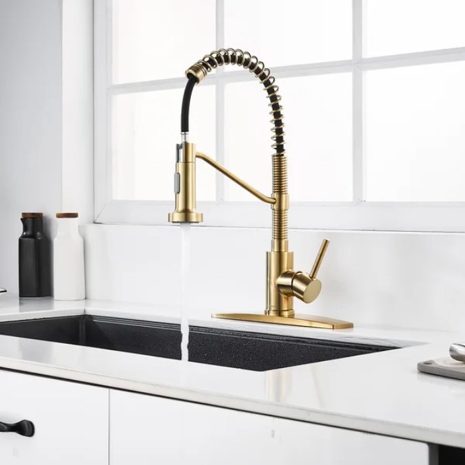 Gold faucet in a kitchen