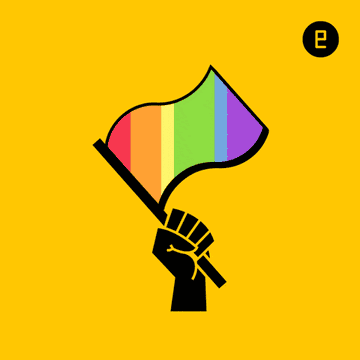 Mano sosteniendo la bandera LGBT+