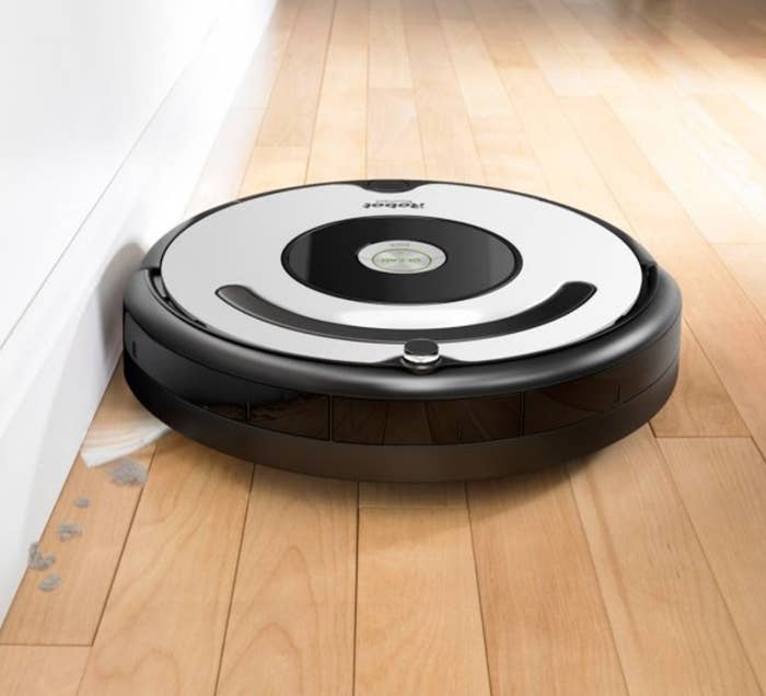 An iRobot Roomba