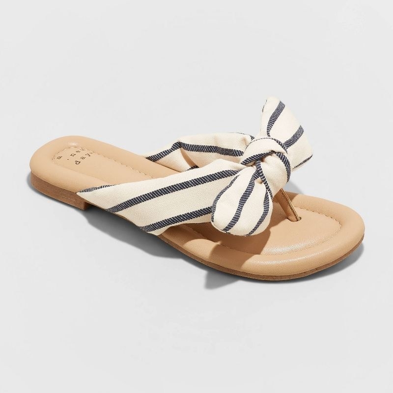 flip flops with a white an blue striped bow