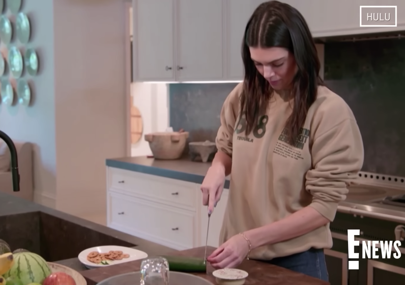 Kendall Jenner Reacts To Viral Video Of Her Struggling To Cut A Cucumber