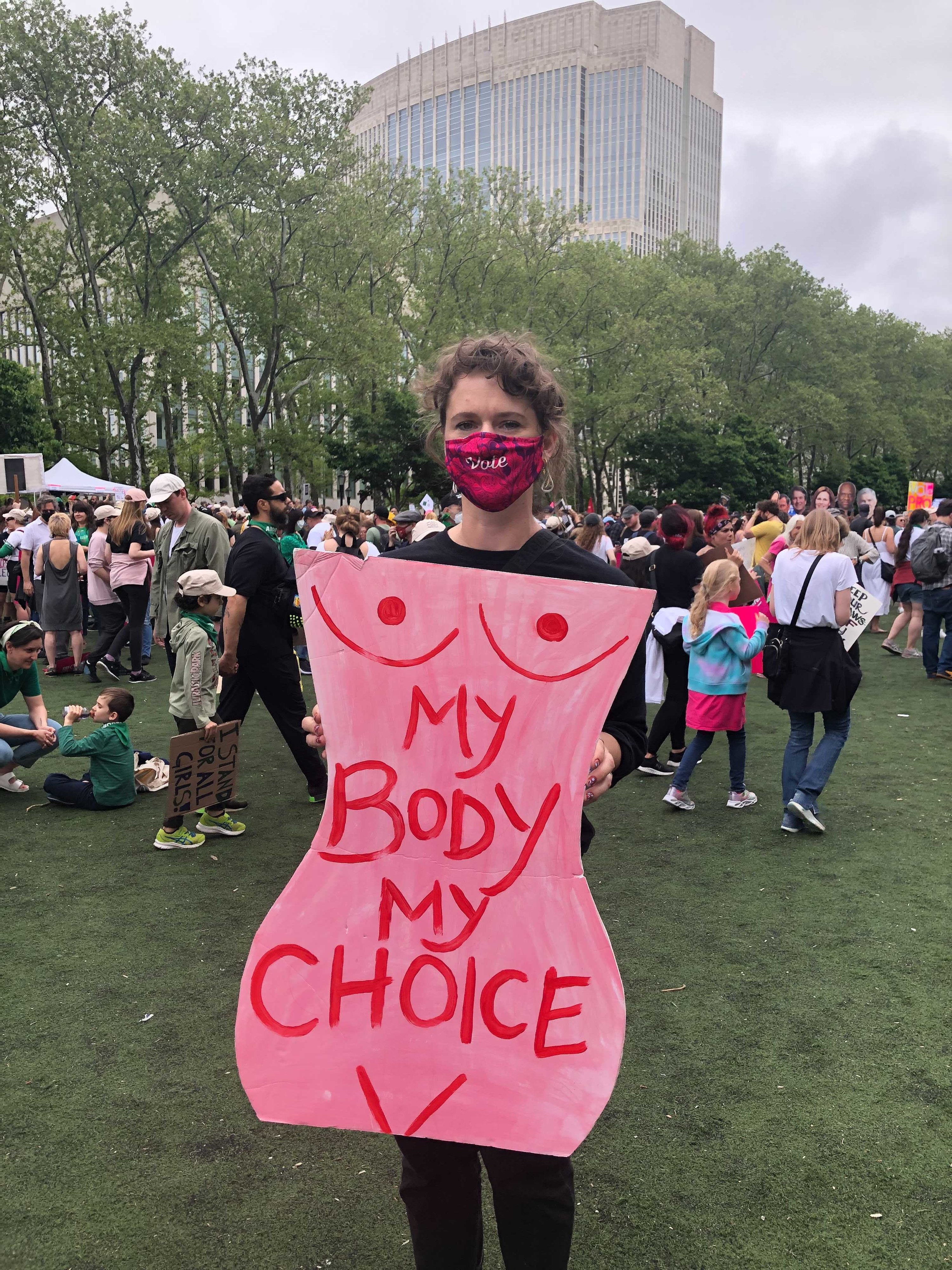 Sign reading &quot;My body my choice&quot;